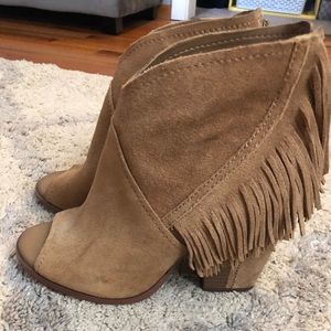 Gianni Bini fringe peep toe heels